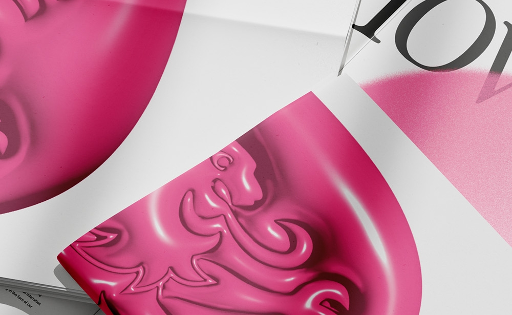 angeschnittenes-Bild-von-Magazin-auf-Betonboden-mit-Schlagschatten-eines-Fensters