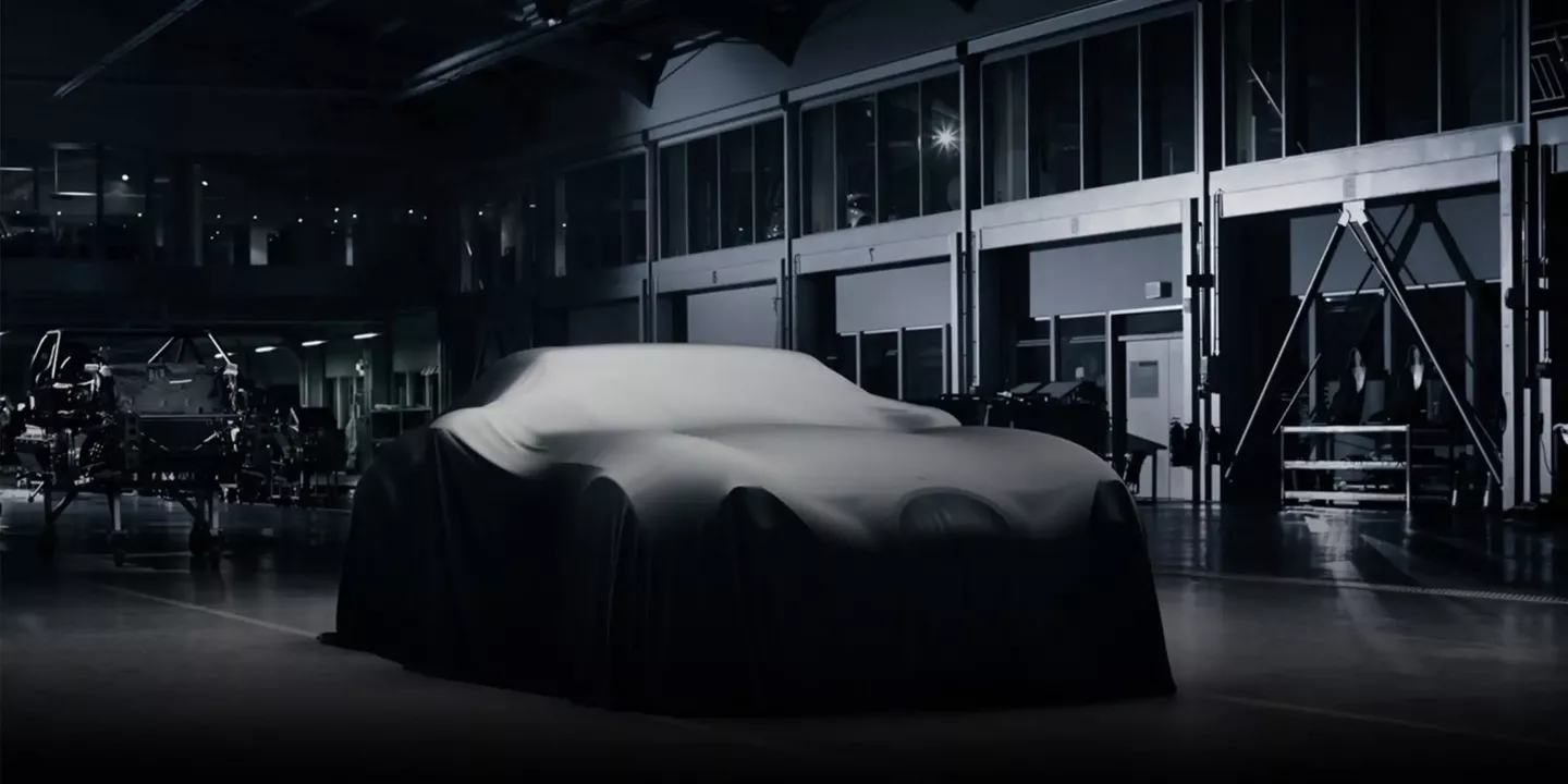 das-neue-wiesmann-fahrzeug-unter-groBer-husse-verhuellt-top-secret